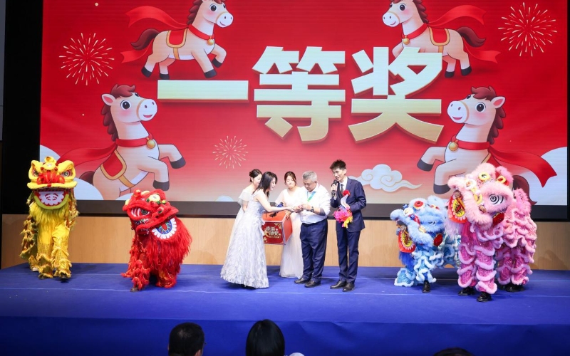 The dinner atmosphere was very joyful